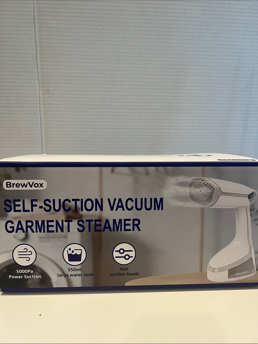 White Self-Suction Vacuum Garment Steamer